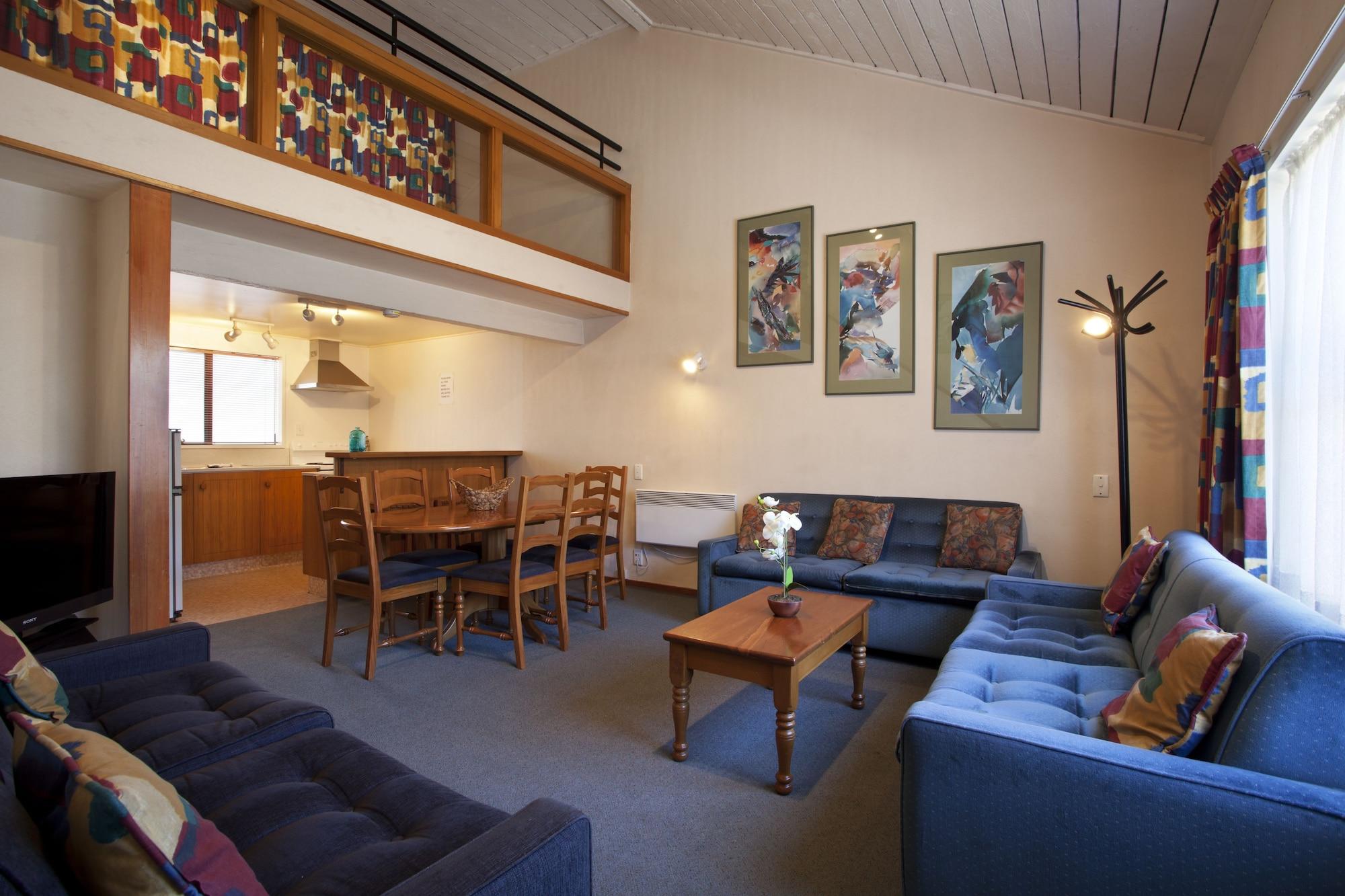 The Lofts 3*